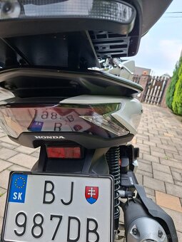 Honda PCX 125 - 8