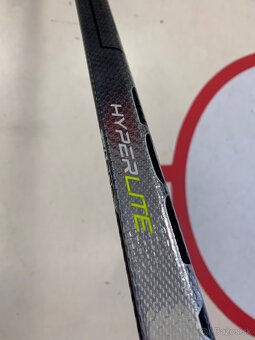 UPLNE NOVA PROFI HOKEJKA BAUER HYPERLITE PRAVACKA - 8