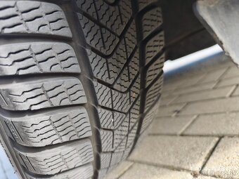 205/50 R17 zimné PIRELLI - 8