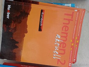 Učebnice a pracovné zošity... nemecký a anglický jazyk - 8