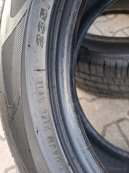 pneu NEXEN 235/50/18 - 8