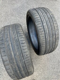 DVOJROZMERNÁ LETNÁ SADA CONTINENTAL 225/40 R19 255/35 R19 - 8