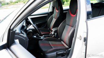 Škoda Octavia Combi 1.6 TDI Style DSG - 8