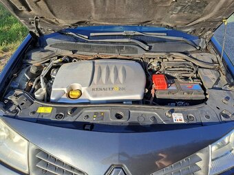 Renault MEGANE GRANDTOUR 2,0 dCI - 8