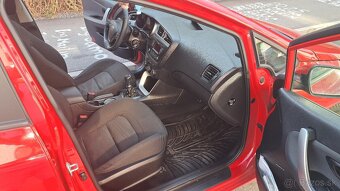 Kia Ceed  1,4 benzín - 8