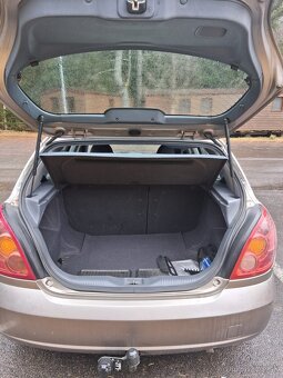 Nissan Almera 2005 - 8