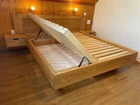 Dubová masívna posteľ s úložným priestorom - 8