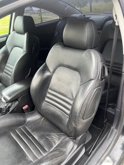 Peugeot 407 coupe - 8
