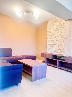 Na predaj luxusný a priestranný 4 izbový byt - Banská Bystri - 8