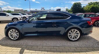 ŠKODA SUPERB 2.0 TDI SCR STYLE 4X4 DSG - 8