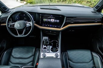 Volkswagen Touareg 3.0 R-Line / Night Vis, Pano, SK auto - 8
