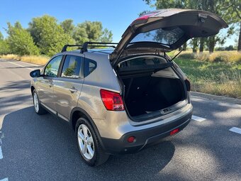NISSAN QASHQAI 2.0D 4x4 - 8