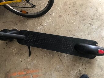 Predam elektrickú kolobezku bird One - 8