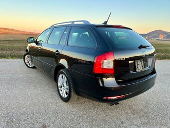 Škoda Octavia Combi 2.0 TDI CR Alldrive 4x4 DSG(103Kw-140Ps) - 8
