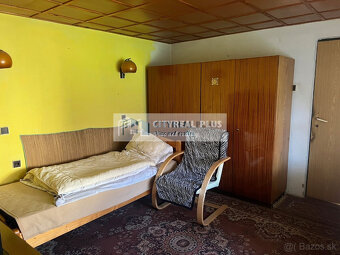 Na predaj dvojgeneračný rodinný dom s pekným pozemkom Andovc - 8