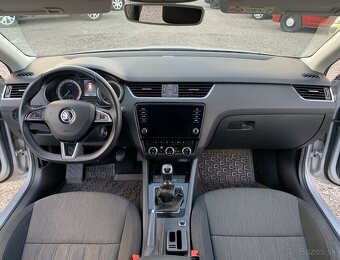 ŠKODA OCTAVIA COMBI 1.6 TDI 115K STYLE SR - 8
