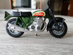 Modely motocyklov 1:24 (Ducati, Honda, Honda 750) - 8