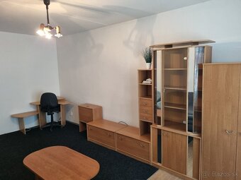 VÝHODNÁ PONUKA dvojizbový byt s balkónom v Lučenci - 8