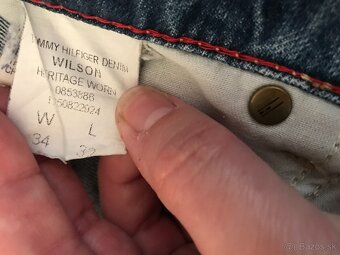 TOMMY HILFIGER originál pánske rifle w43/l32 - 8