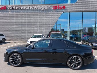 S8 plus.3/2017.4.0 V8.445kw-605PS.162tis km - 8