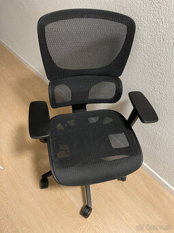 ERGONOMICKÁ KANCELÁRSKA STOLIČKA / KANCELÁRSKE KRESLO - 8