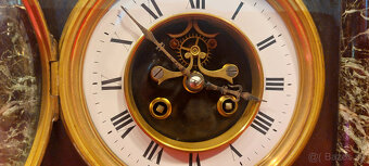 KRBOVÉ MRAMOROVÉ HODINY - 8