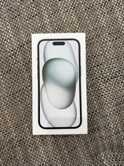 PREDÁM Apple iPhone 15 256GB - 8