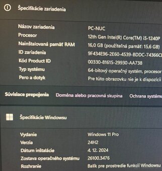 Intel NUC 12 Pro (NUC12WSKi5) - 8