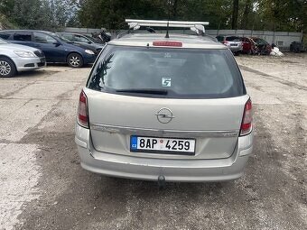 Opel Astra H 1.7 2006 - 8