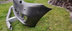 BMW 5 F10 F11 2010 - 2017 Predny naraznik vystuha senzor - 8