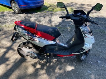 Aprilia sr 50 Street - 8