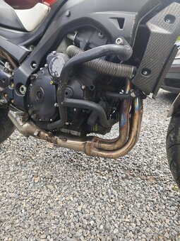 Suzuki gsr 600 - 8