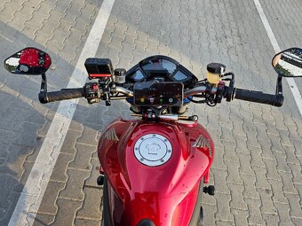 Honda CB1000R 2010 - 8