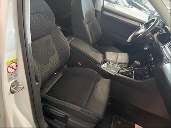 Škoda Superb III Combi 2.0 TDI 110kw Dsg Led Virtual - 8