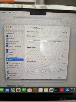 Predám MacBook Air (Apple M2) - 8