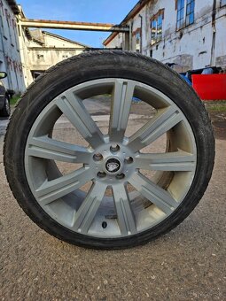 zimní r22" alu kola 5x120 10jx22 et50 pneu 275/40 - 8