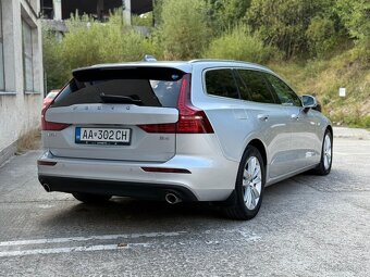 Volvo V60 B4 Momentum Pro - 8