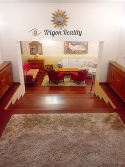 Rodinný dom s netradičným interiérom - KOMÁRNO - 8