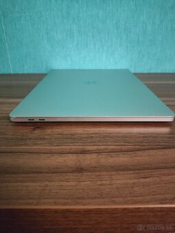 MacBook Pro 15 2016 | i7 • 16GB • 256GB ⚡ - 8