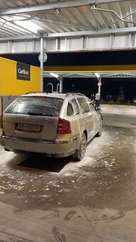 Predám škodu Octaviu 2 2.0tdi - 8