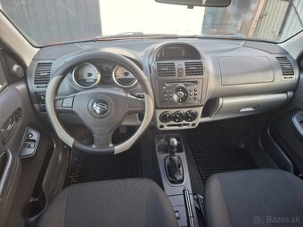 Suzuki Ignis 1.3 16v 69 kw. Benzín - 8