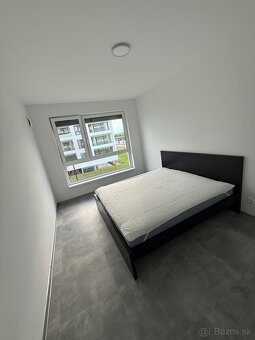 Prenajom 2 izbový byt Sereď - 8