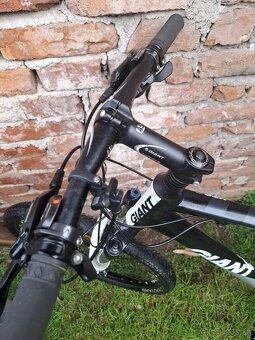 Predám Giant XTC 2 26er/XLko/3x9, DEORE XT - 8