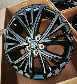 TOYOTA YARIS/CROSS R16/R17/ORIG.ALU/PNEU/TPMS - 8