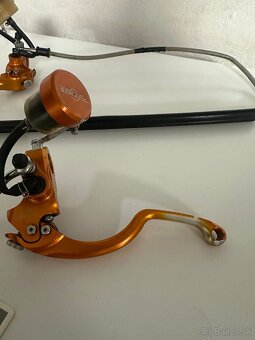 Beringer kit brzda + spojka KTM - 8