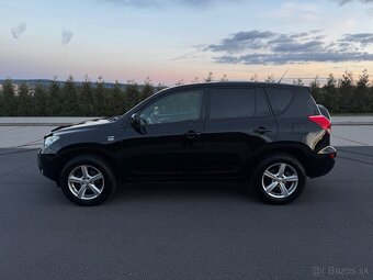 Toyota RAV4 2.2 D-4D 4x4 – spoľahlivé SUV, výborný stav - 8