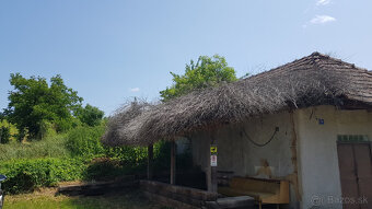 Predám dva vinohradnícke domy s pozemkami medzi vinohradmi p - 8