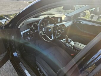 BMW 530xd G30 sedan - 8