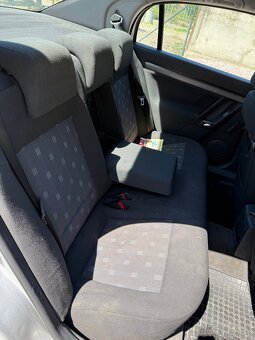 Opel Vectra C 1.9 CDTI 88 kW - 8