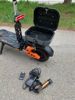 Elektrická kolobežka KuKirin M5 PRO - 8